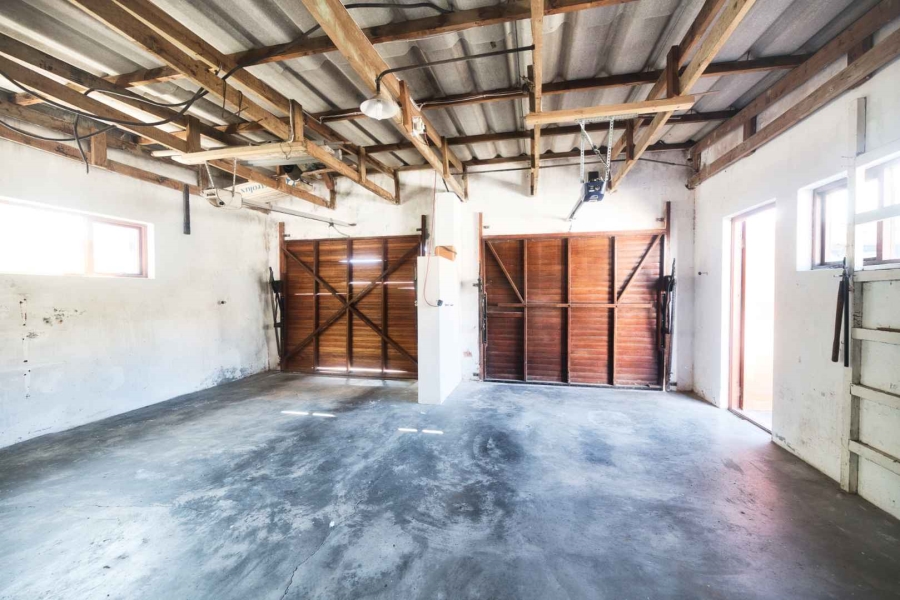 4 Bedroom Property for Sale in Westcliff Western Cape